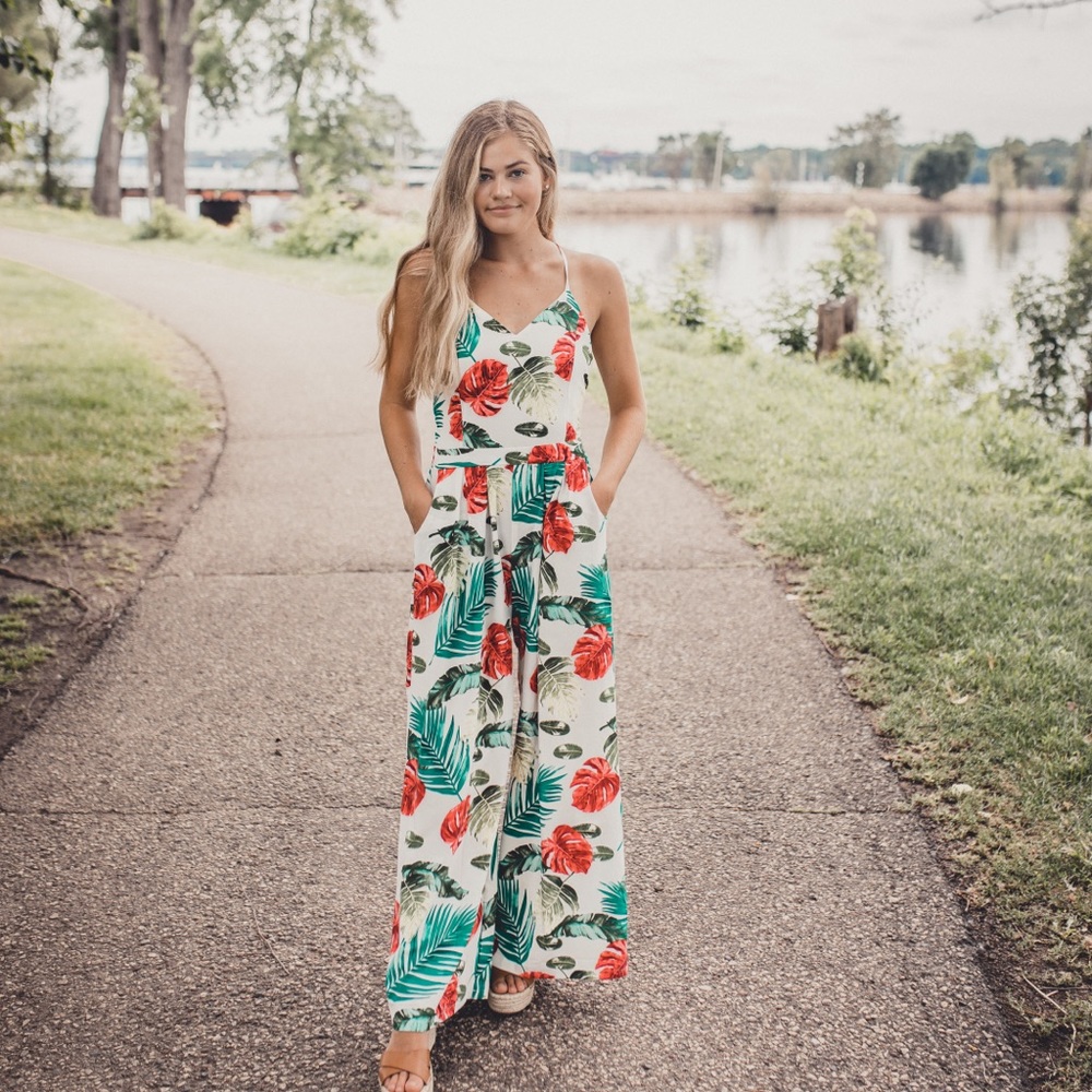 Floral Wide Leg Backless White red Jumpsuit romper - Picture 1 of 8